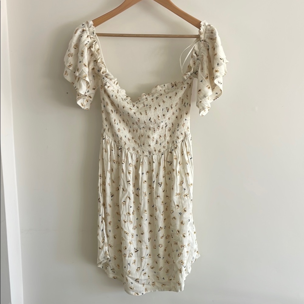 Off the Shoulder Billabong floral minidress